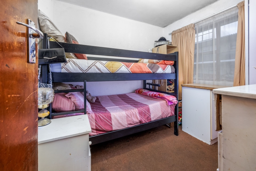2 Bedroom Property for Sale in Oakdene Western Cape
